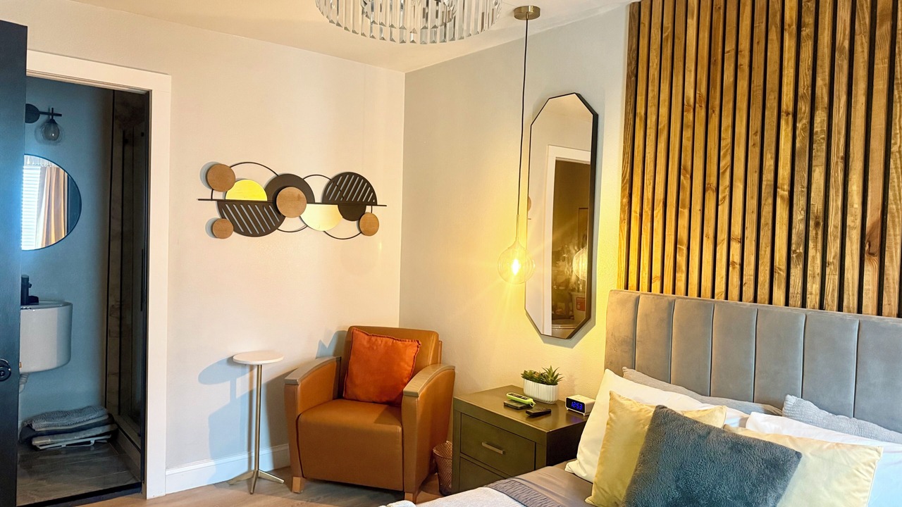 Photo of Bedroom in Central Arlington