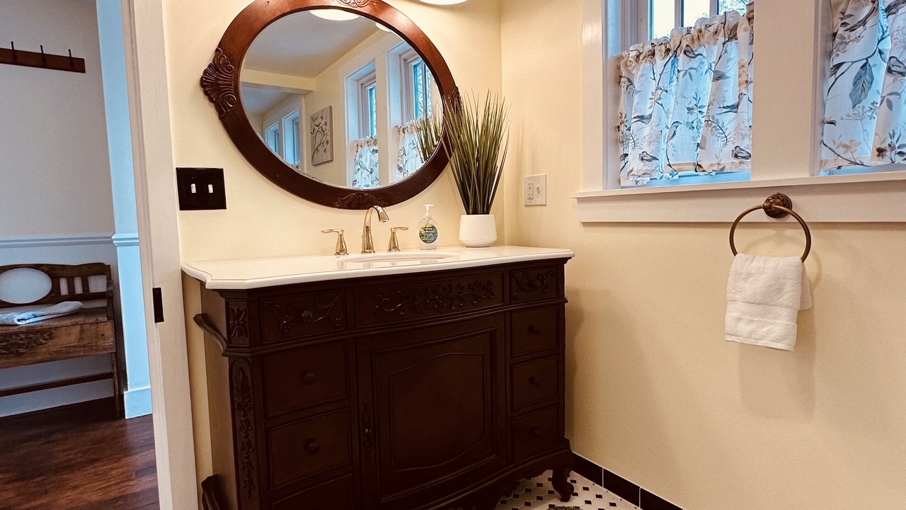 Photo of Bathroom in St Ignace