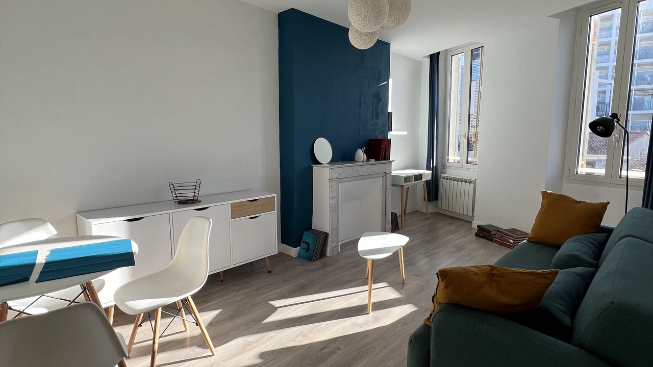 Photo of Livingroom in Saint-Lazare
