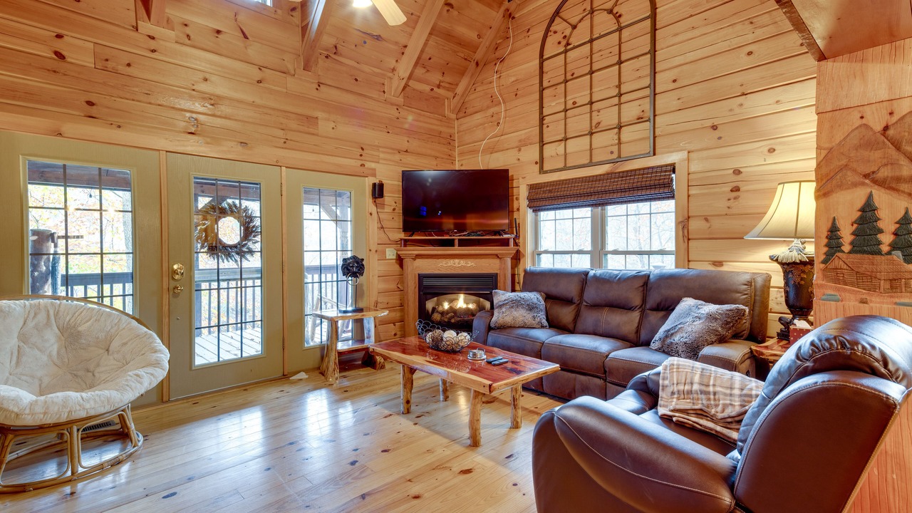 Photo of Livingroom in Rutherfordton