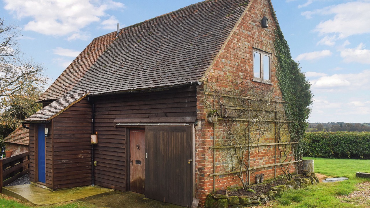 Photo of Others in Cowbeech