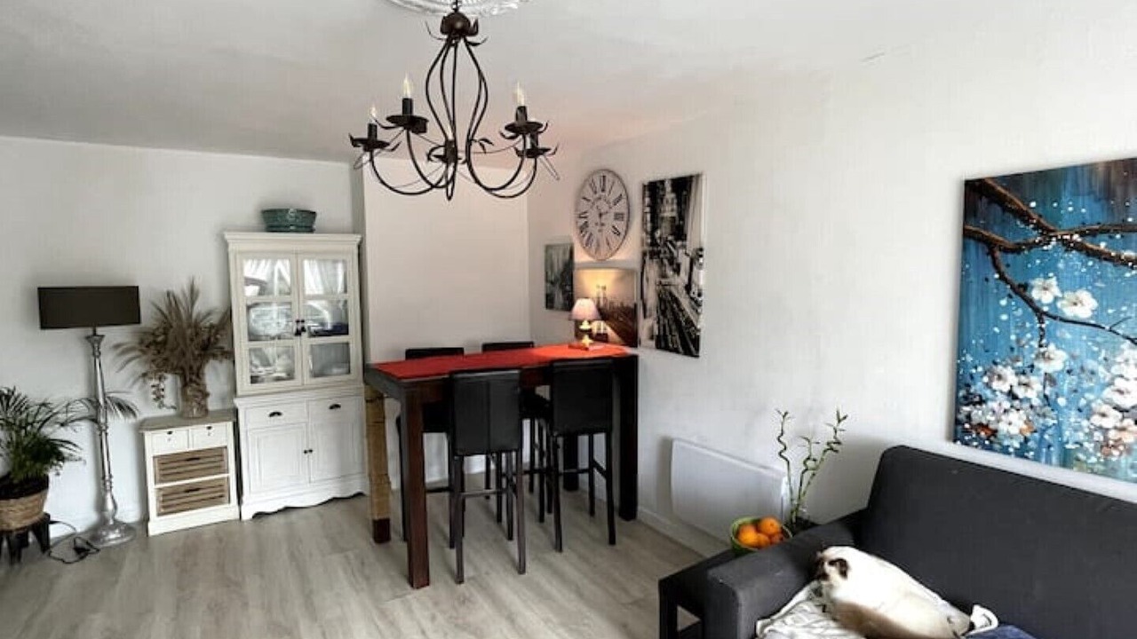 Photo of Livingroom in Saint-Gregoire