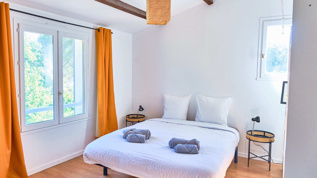 Photo of Bedroom in Volonne