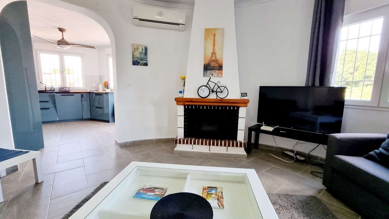 Photo of Livingroom in El Chaparral