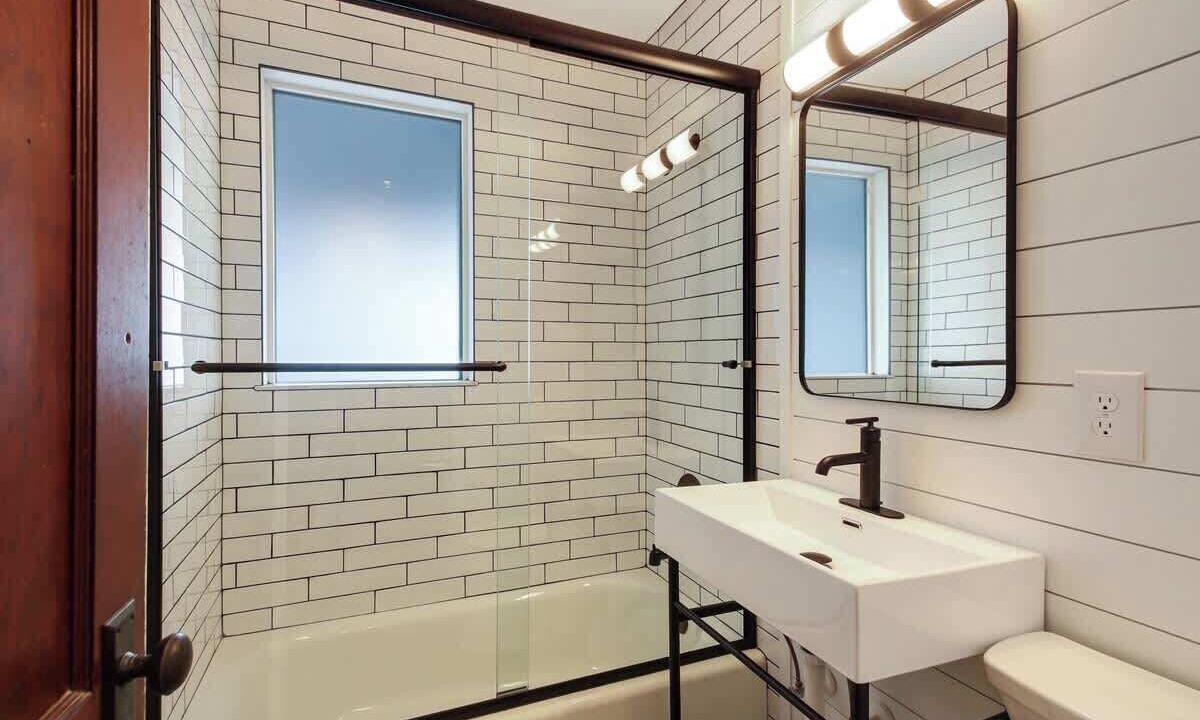 Photo of Bathroom in Murray Hill