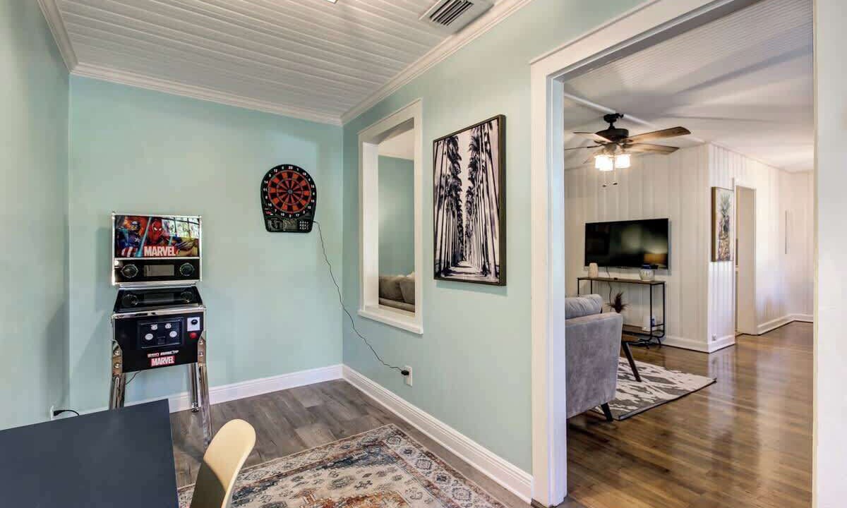 Photo of Bedroom in Murray Hill