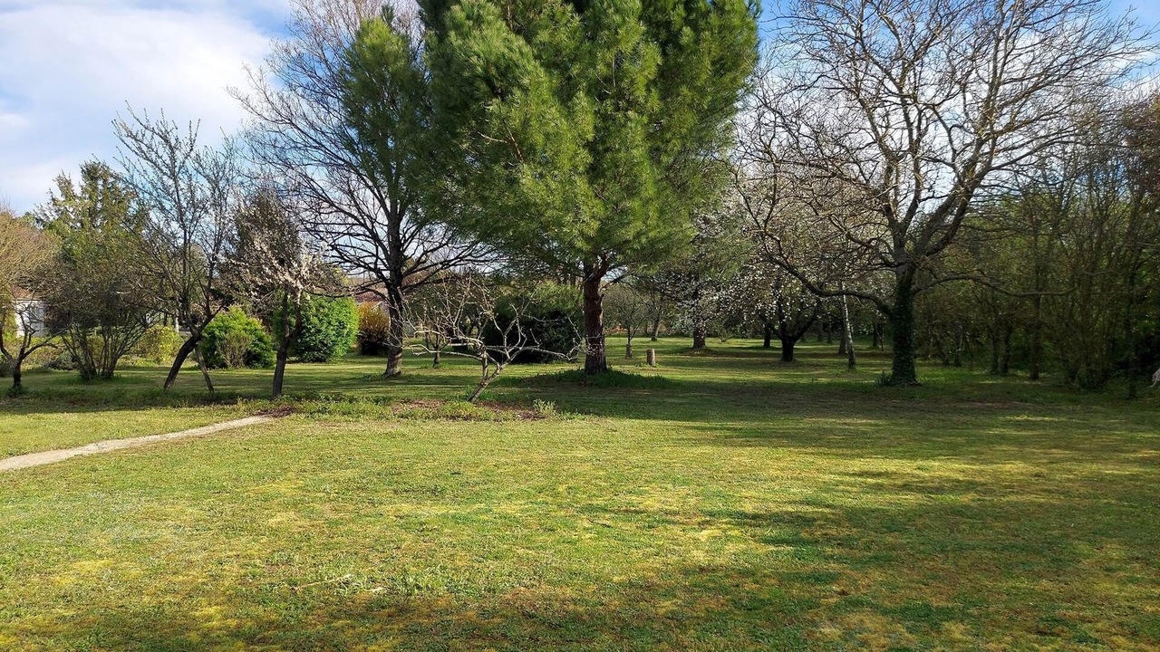 Photo of Others in Louzignac