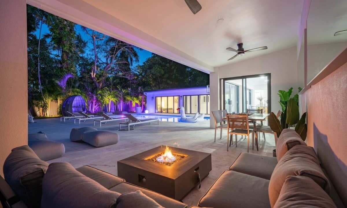Photo of Outdoor in North Miami