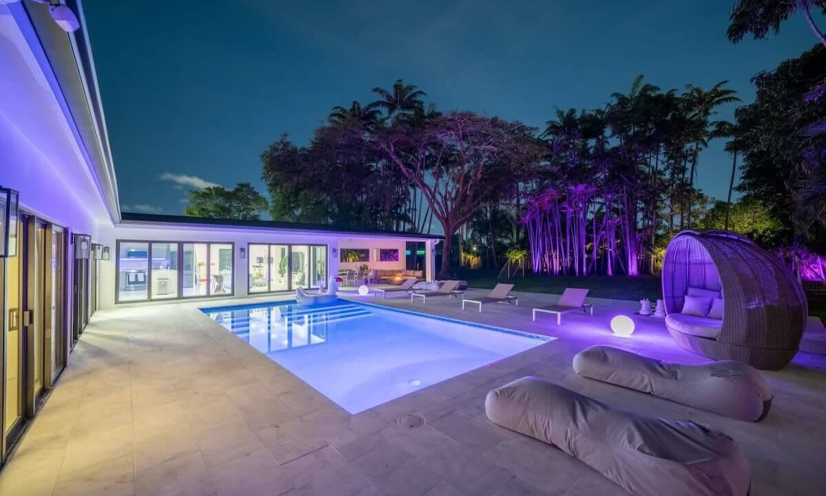 Photo of Outdoor in North Miami