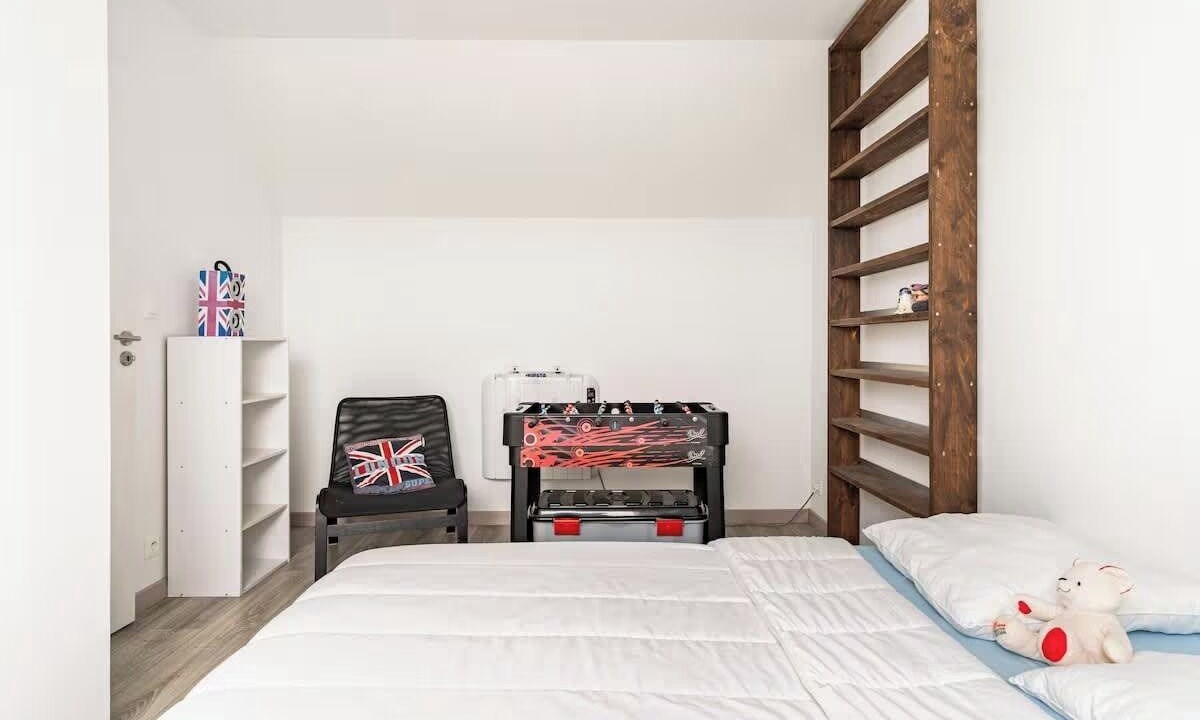 Photo of Bedroom in Esson