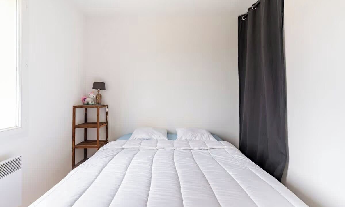 Photo of Bedroom in Esson