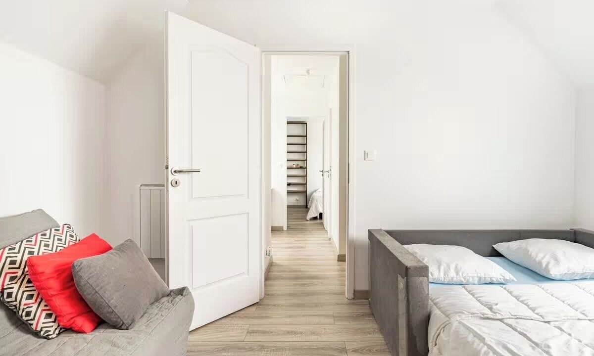 Photo of Bedroom in Esson