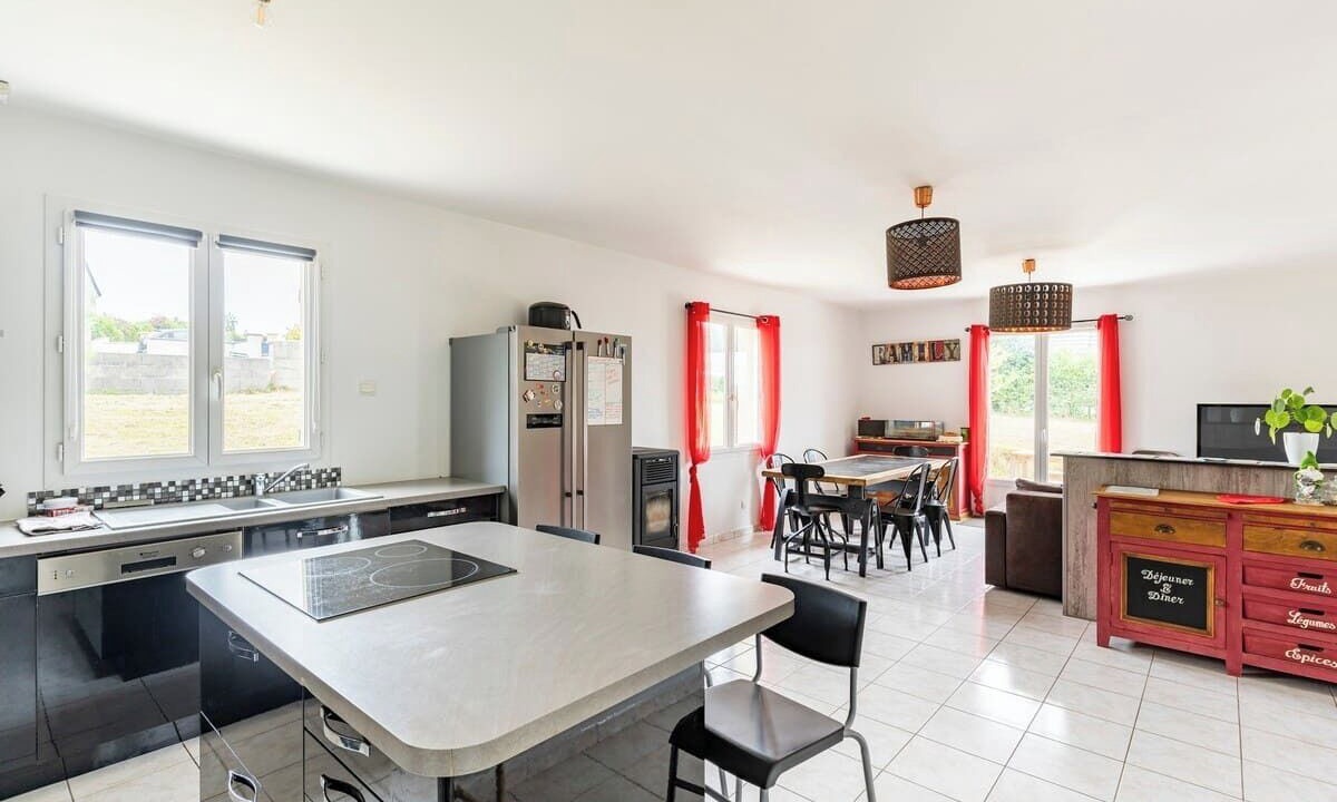 Photo of Kitchen in Esson