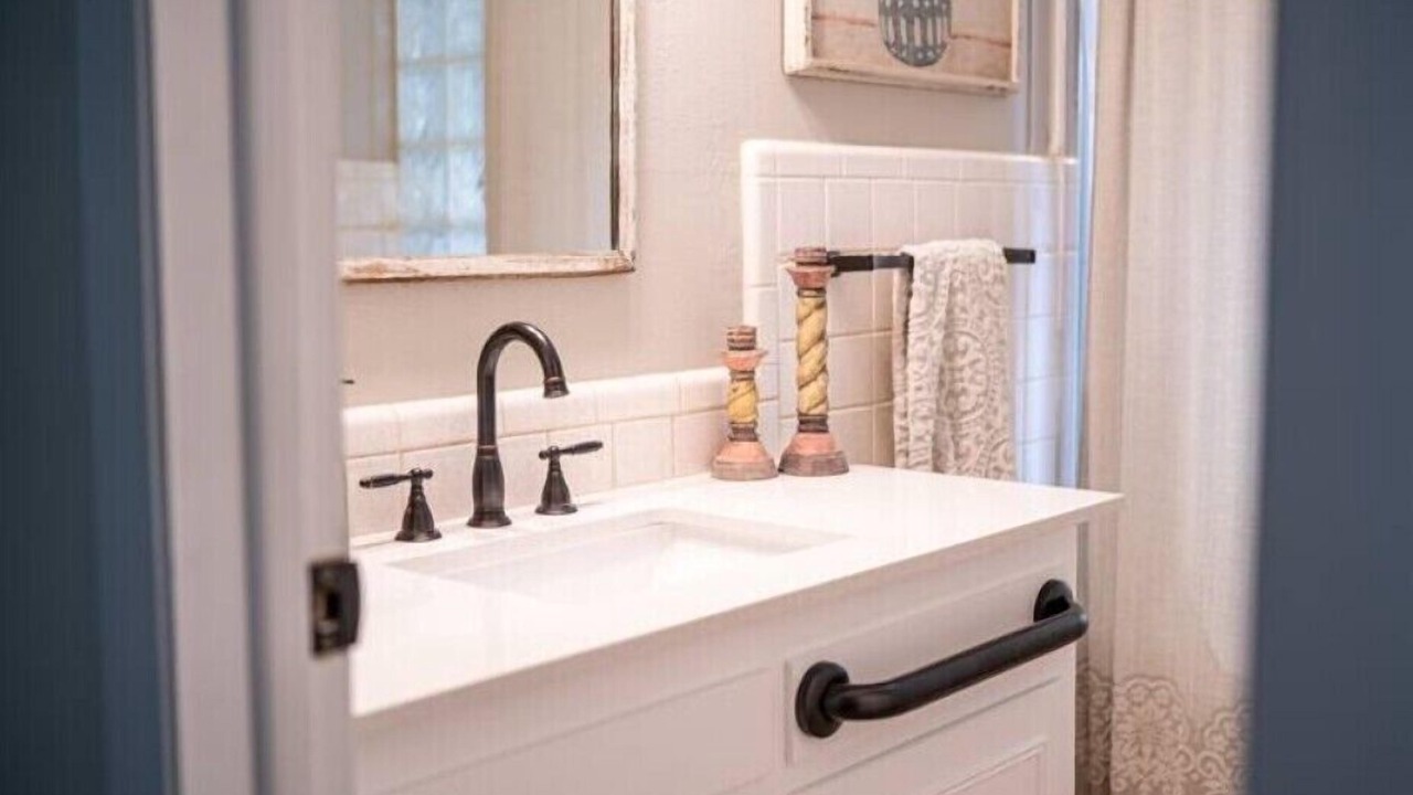 Photo of Bathroom in North Richland Hills
