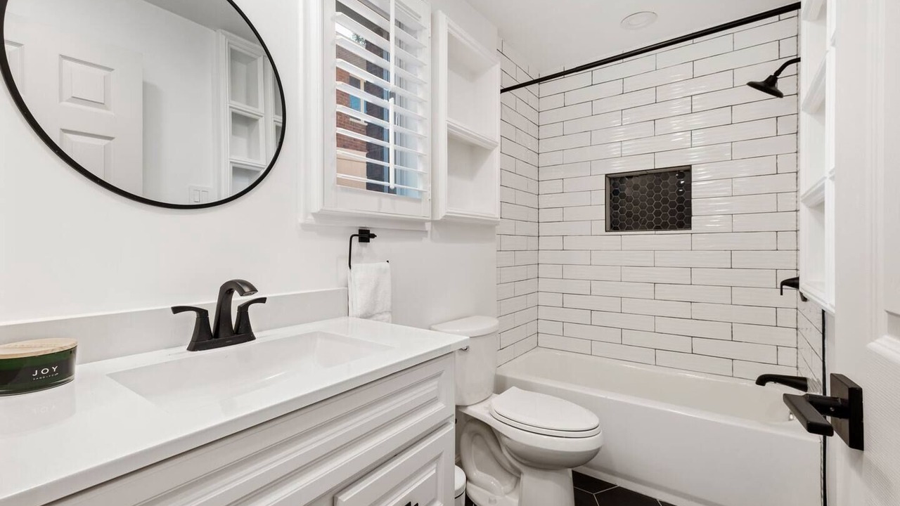 Photo of Bathroom in Cherrydale
