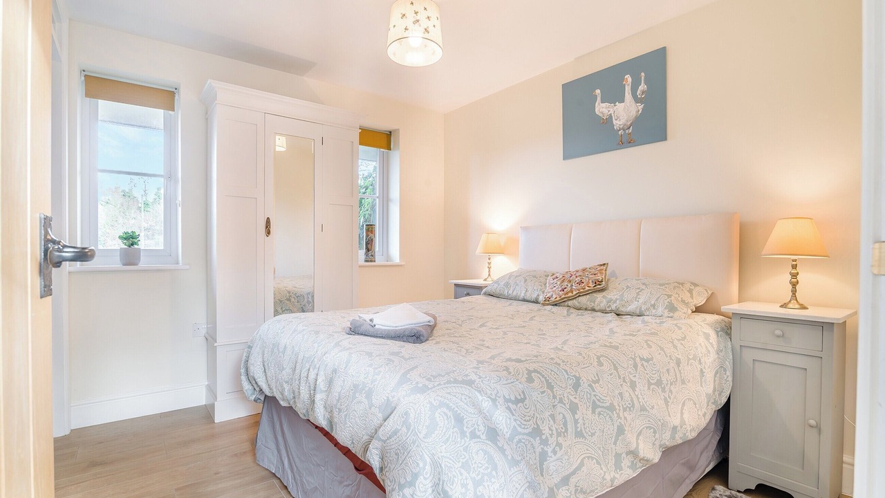 Photo of Others in Lower Wick