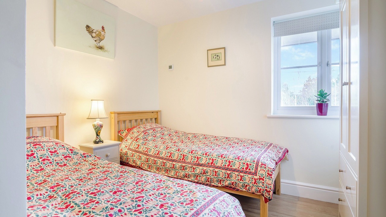 Photo of Others in Lower Wick