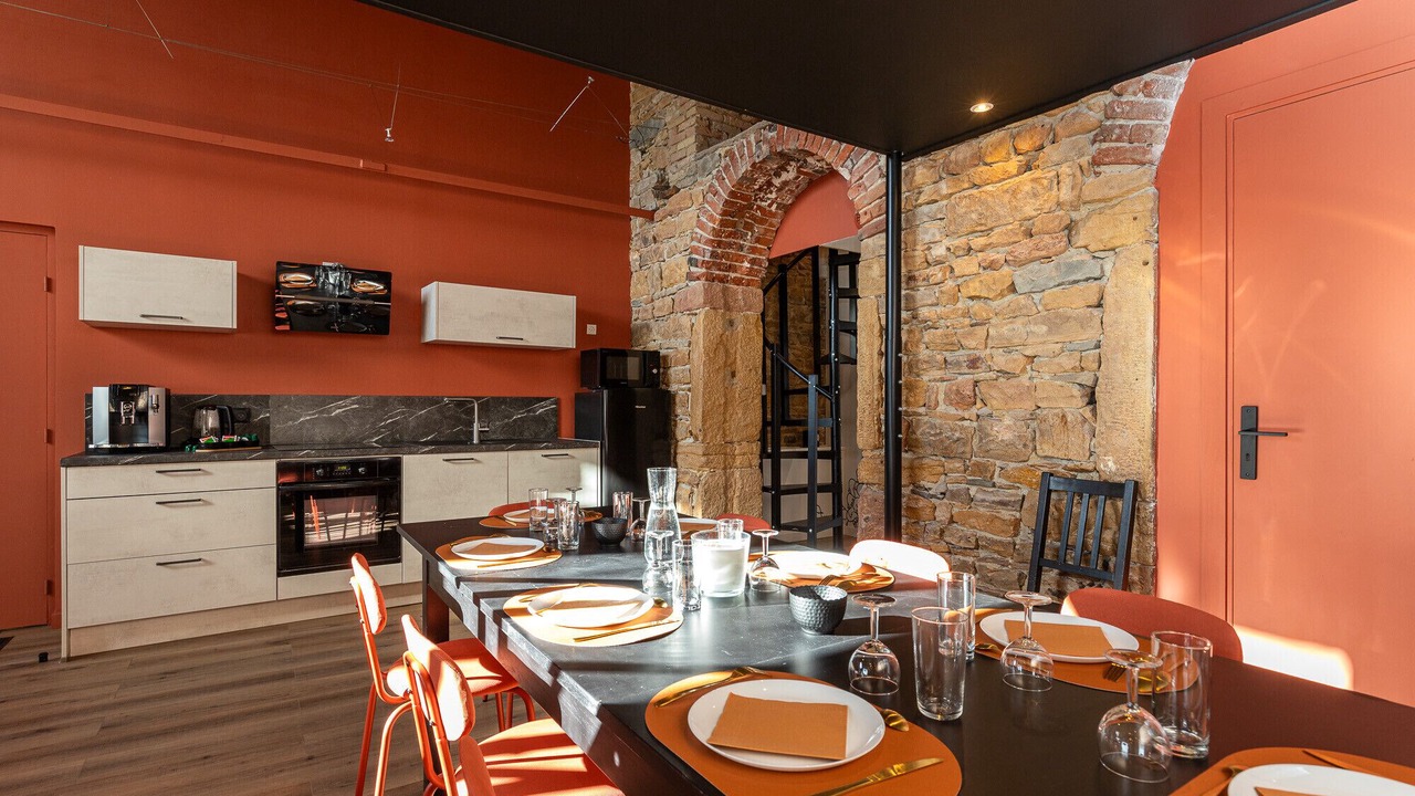 Photo of Others in 2nd Arrondissement