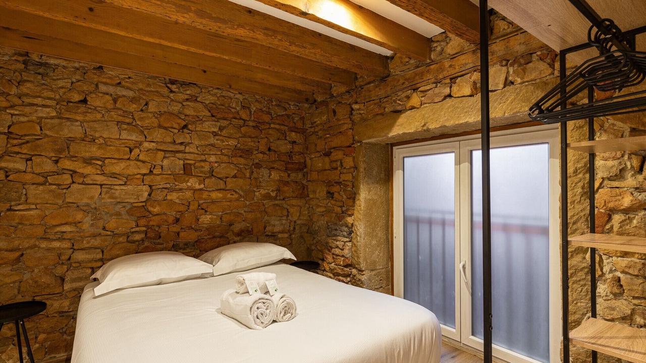 Photo of Bedroom in 2nd Arrondissement