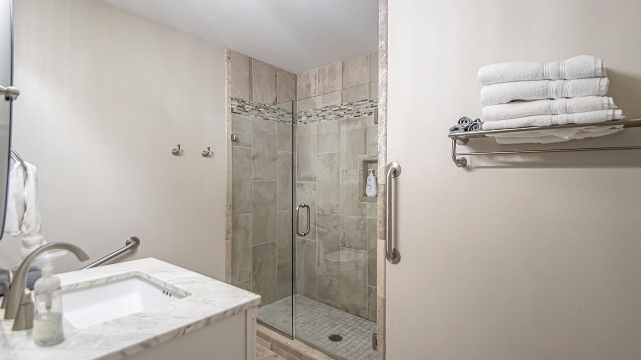 Photo of Bathroom in Benton
