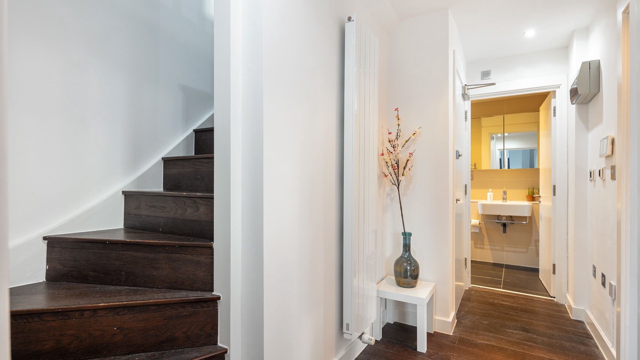 Photo of Others in Finsbury