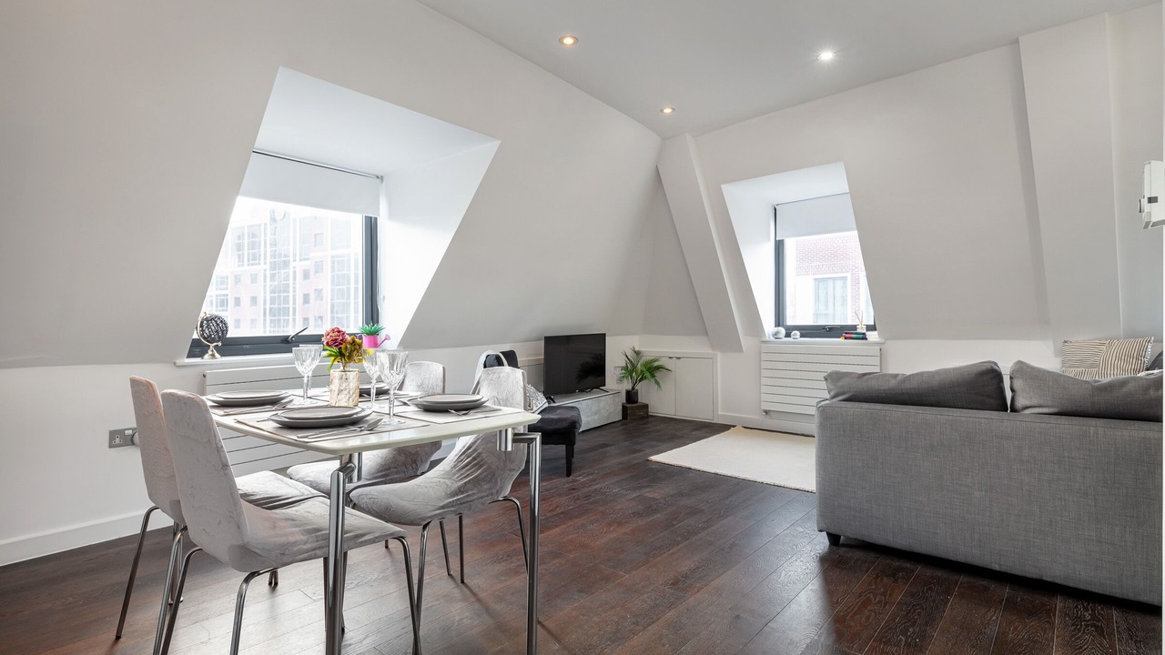 Photo of Others in Finsbury