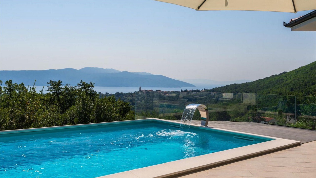 Photo of Outdoor in Martina
