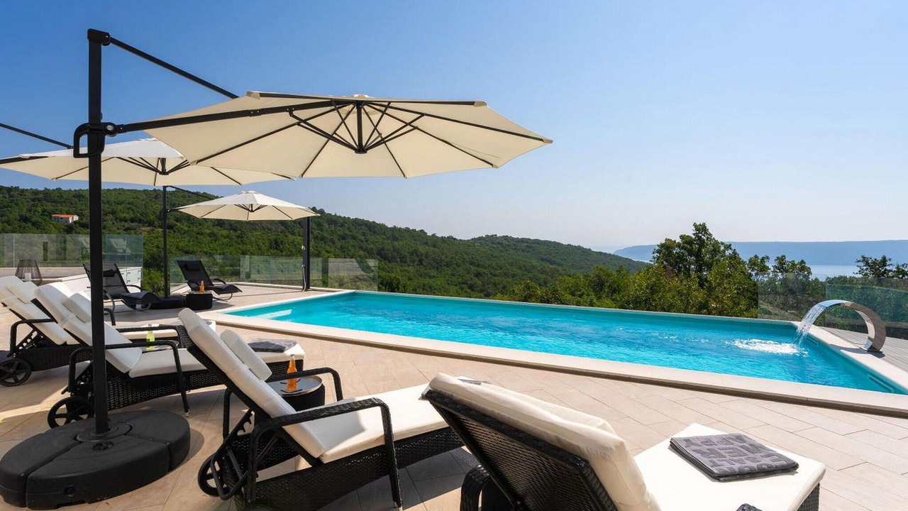 Photo of Outdoor in Martina