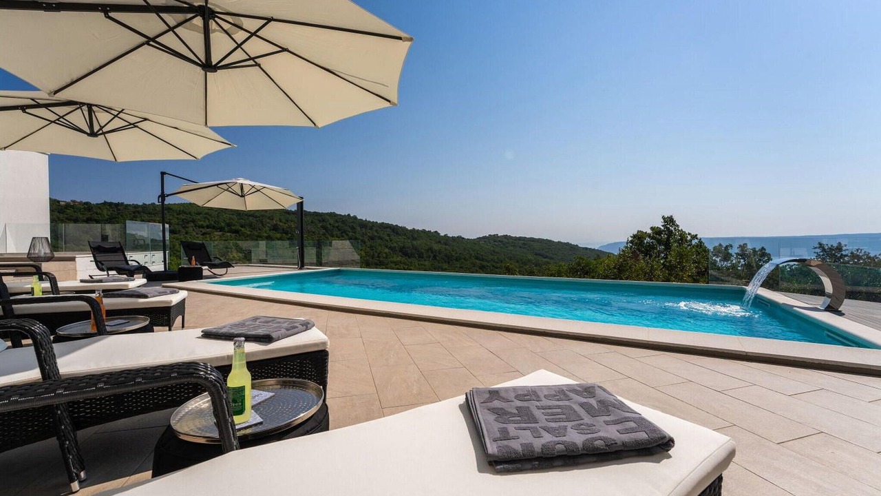 Photo of Outdoor in Martina