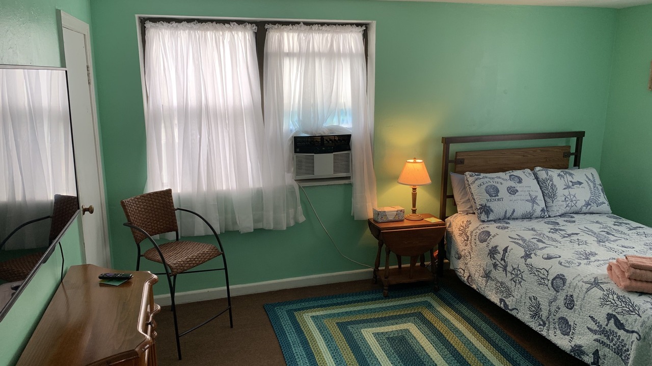 Photo of Others in Cottage Line