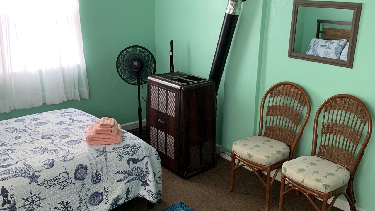 Photo of Others in Cottage Line