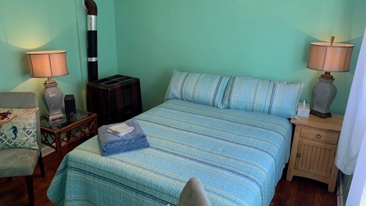 Photo of Others in Cottage Line