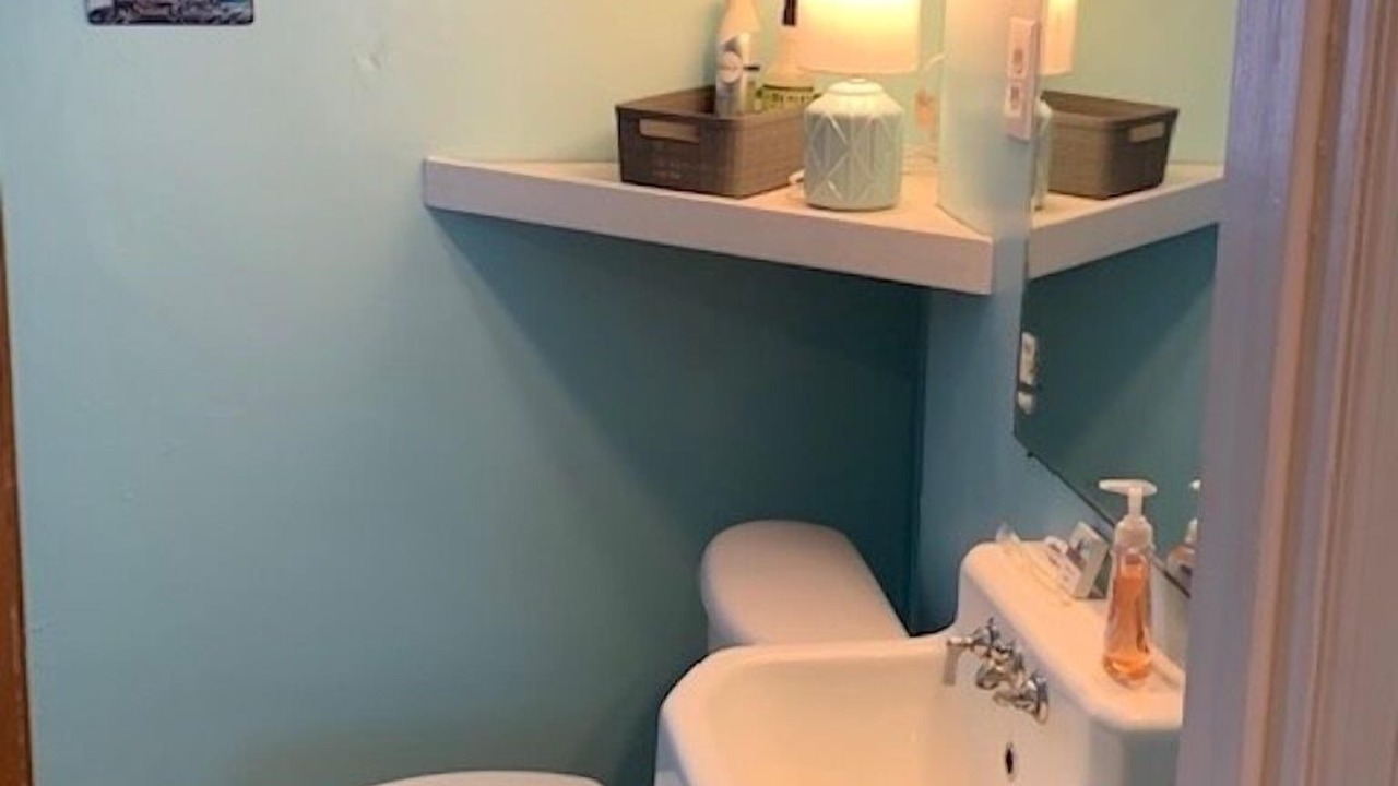 Photo of Bathroom in Cottage Line