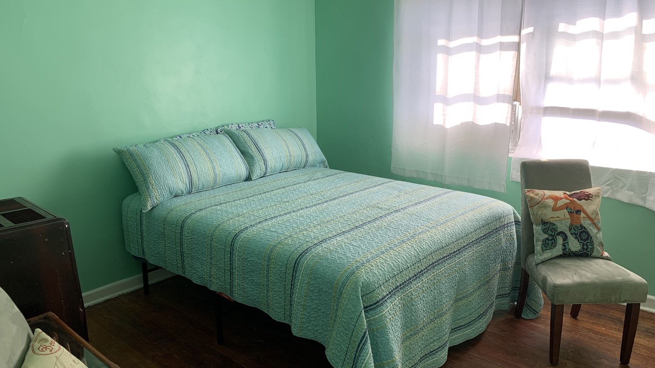 Photo of Others in Cottage Line