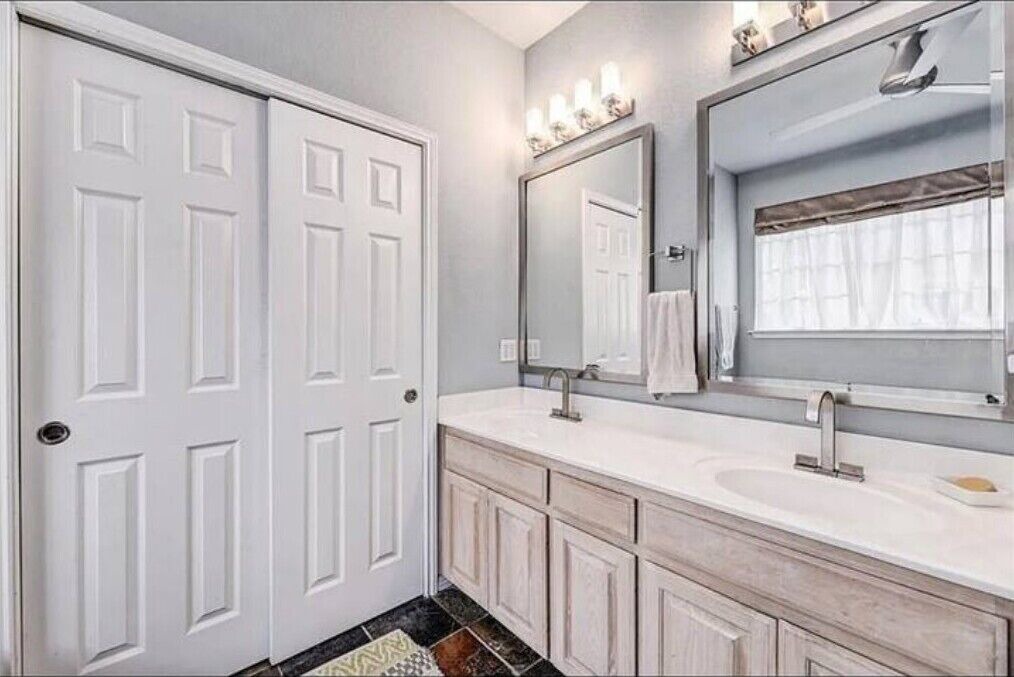 Photo of Bathroom in Manchaca