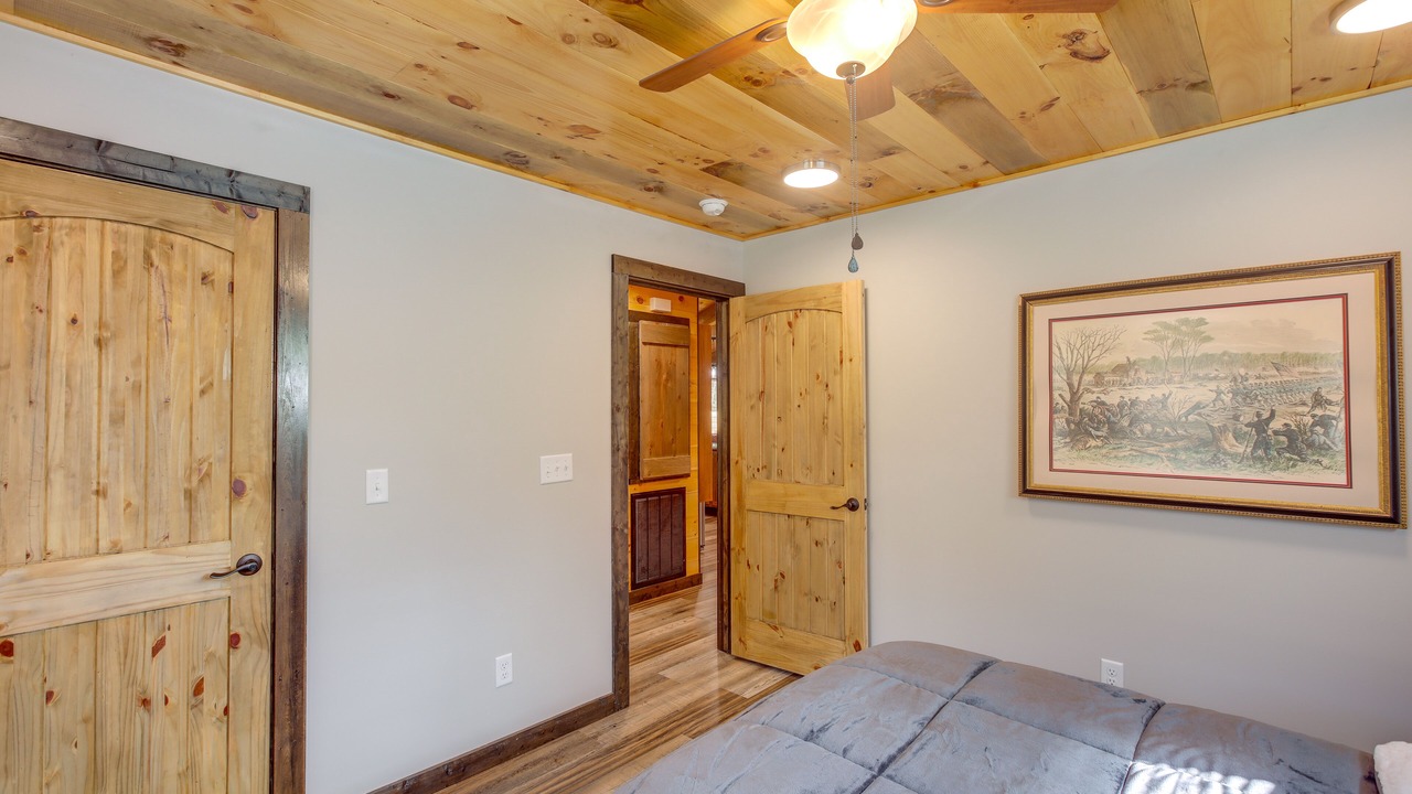 Photo of Bedroom in Lupton City
