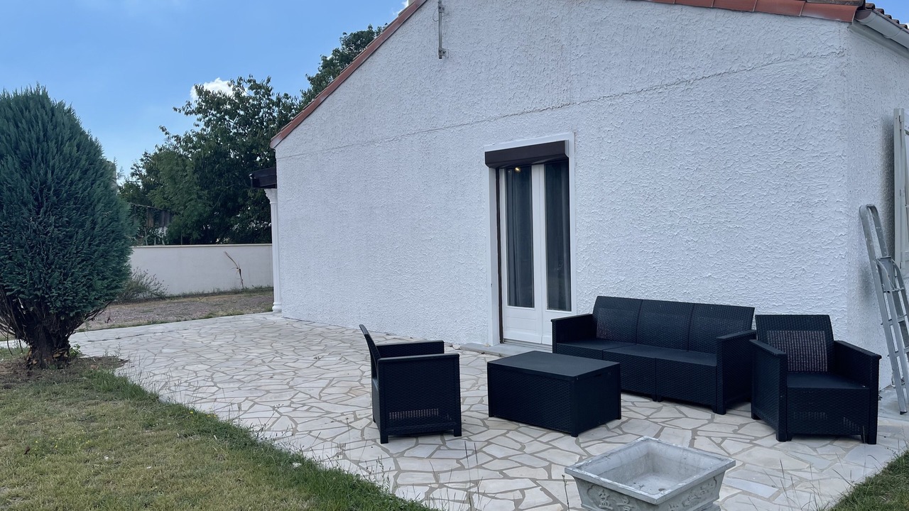 Photo of Patio Balcony in Medis