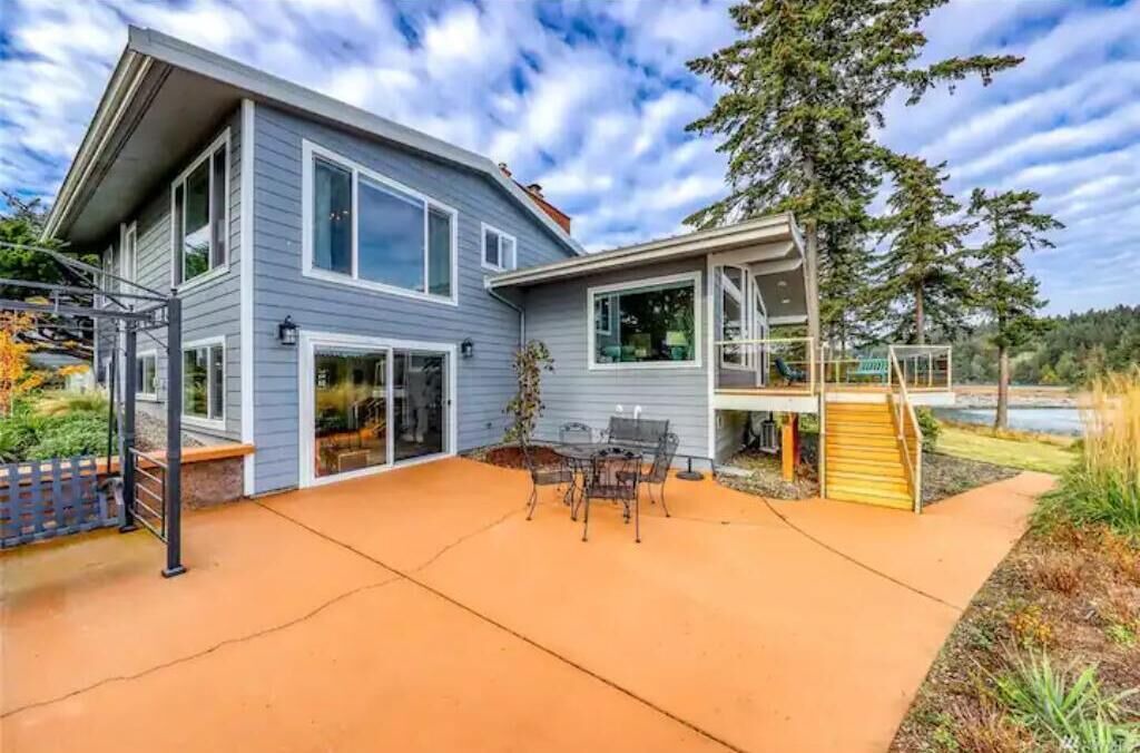 Photo of Patio Balcony in Port Hadlock