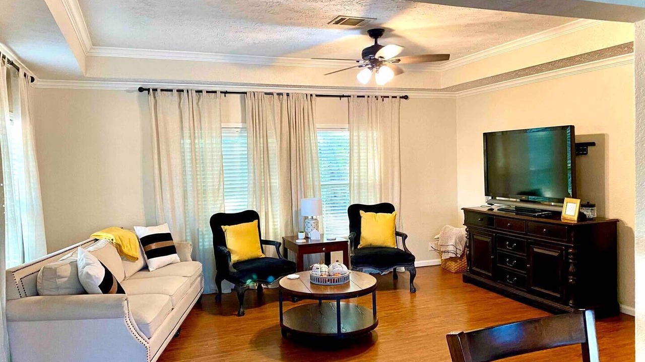 Photo of Livingroom in Waco