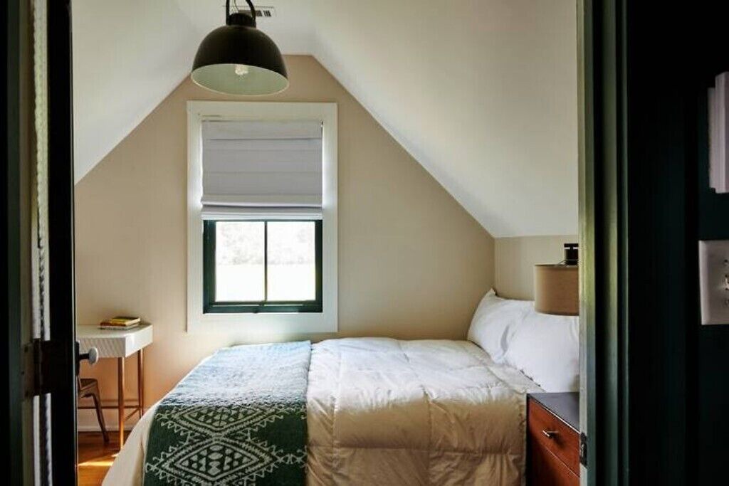 Photo of Bedroom in Chattahoochee Hills
