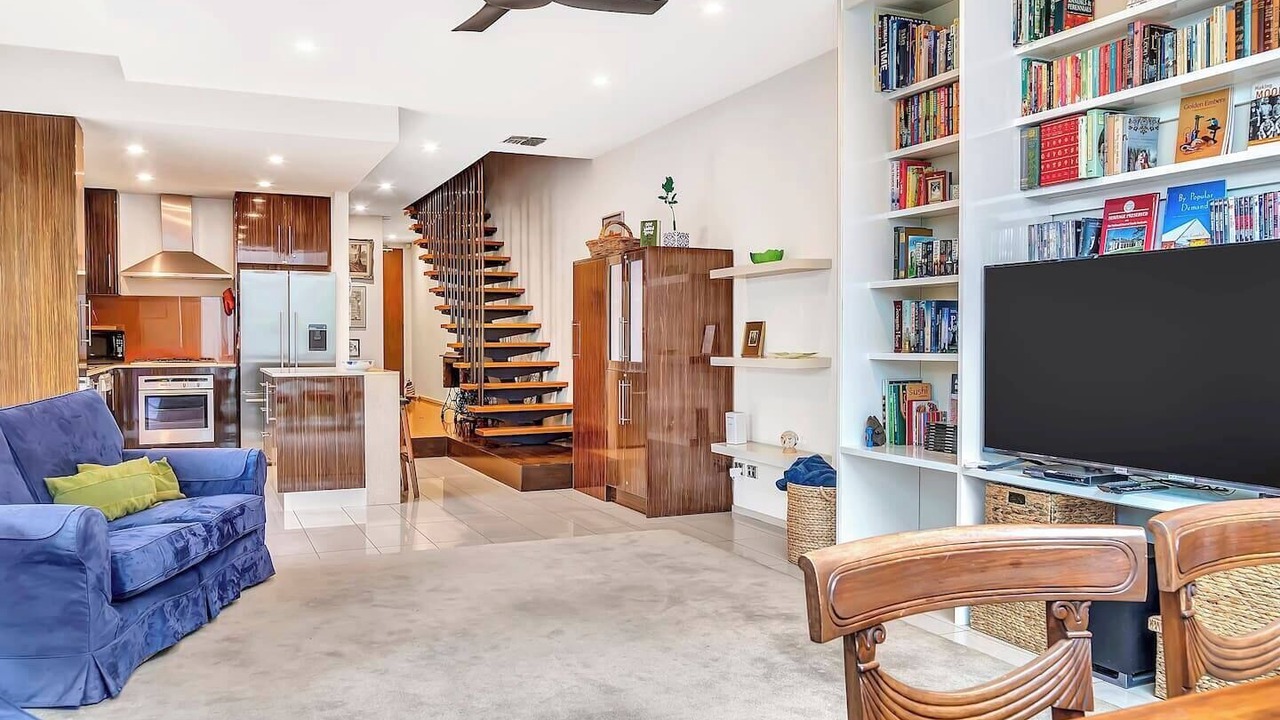 Photo of Livingroom in Torrensville