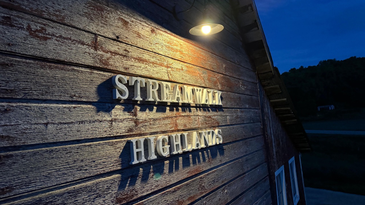 Photo of Others in Woodman