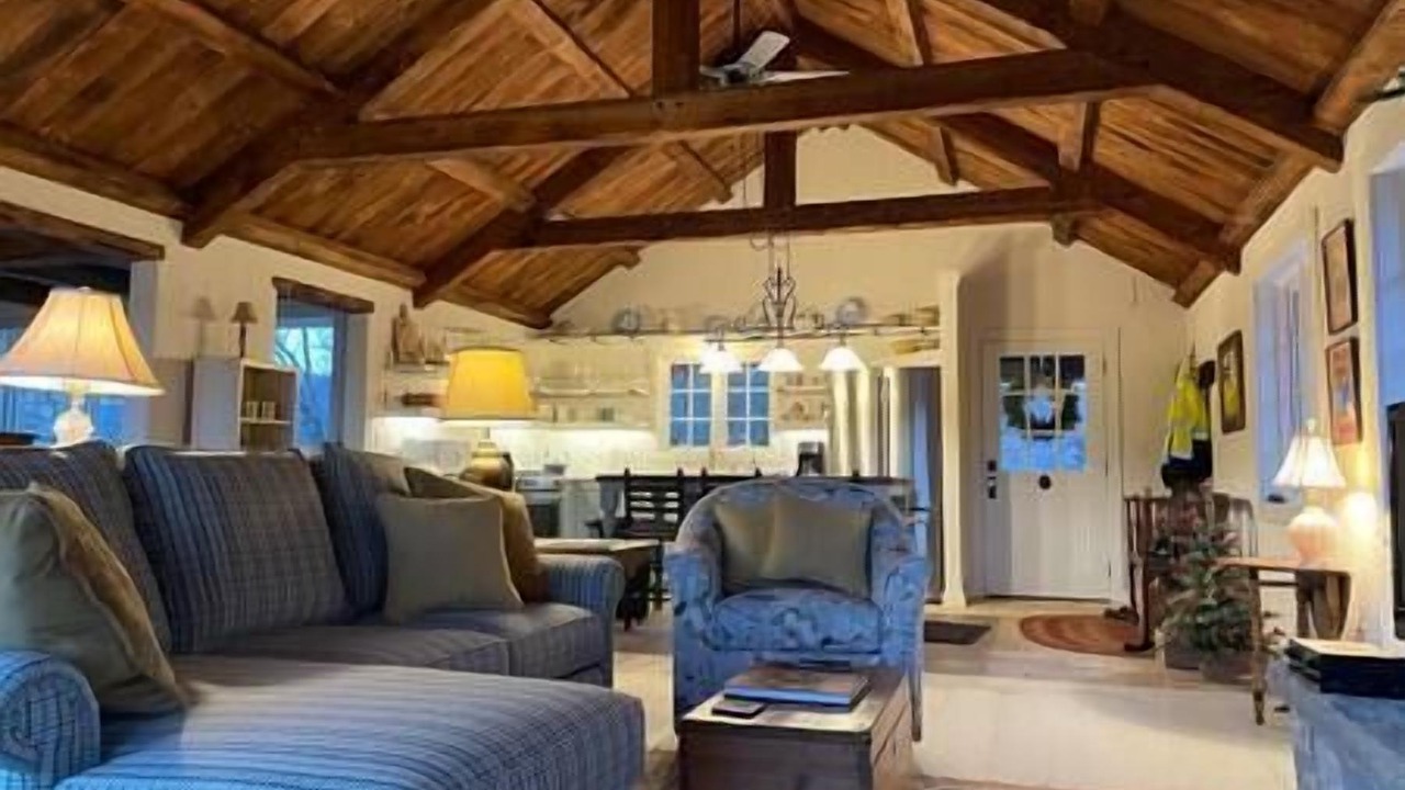 Photo of Livingroom in Woodman