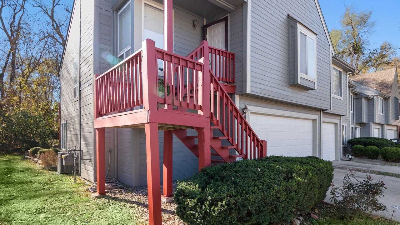 Photo of Outdoor in Lenexa