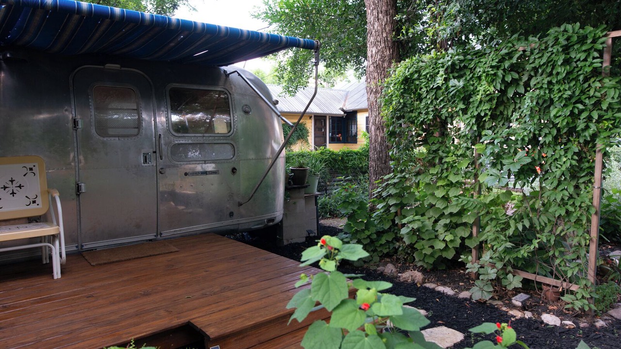Photo of Outdoor in Govalle