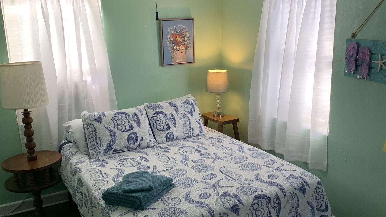 Photo of Others in Cottage Line