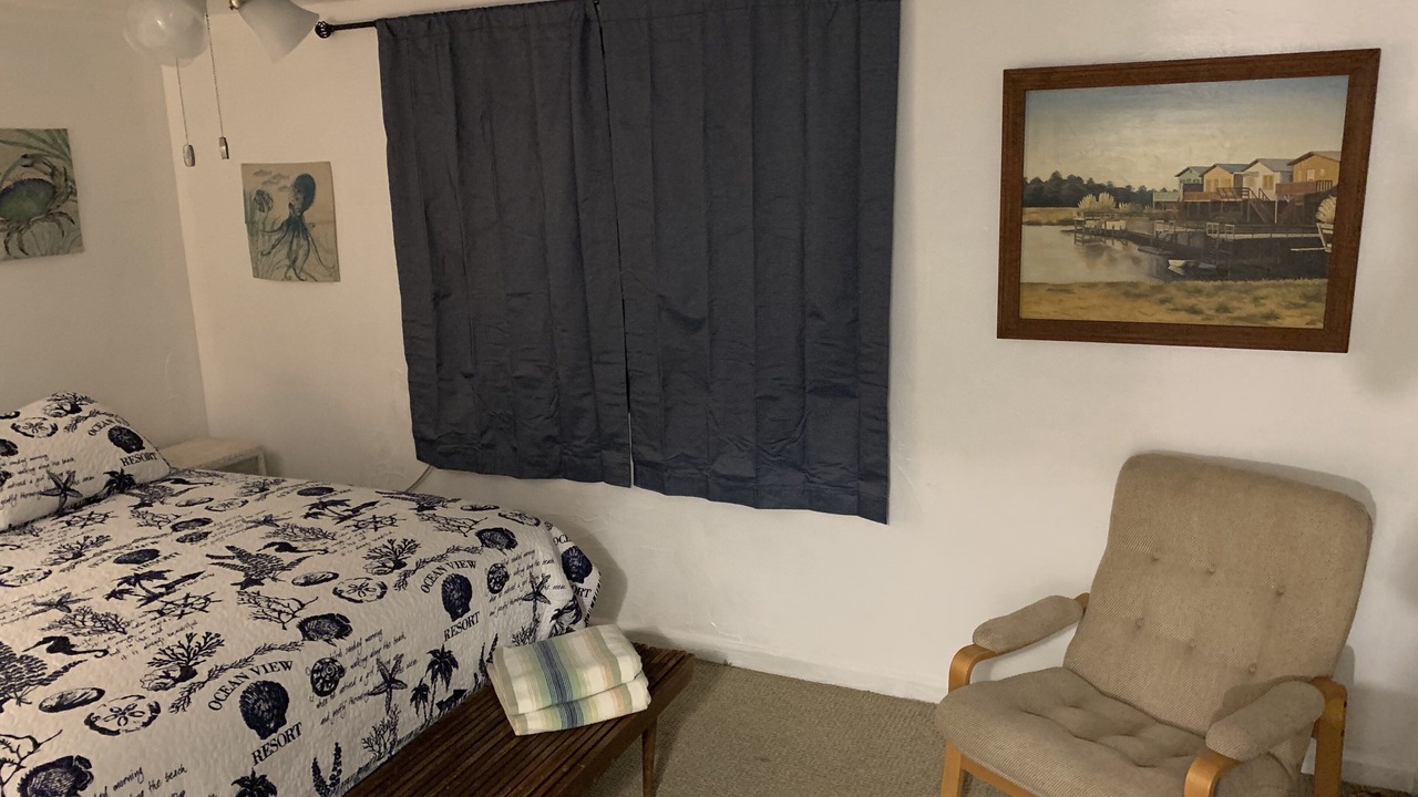 Photo of Others in Cottage Line