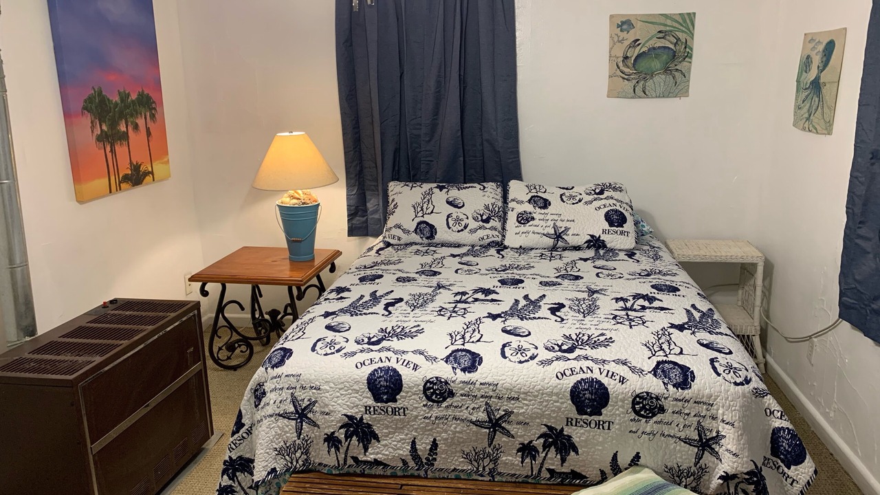 Photo of Others in Cottage Line