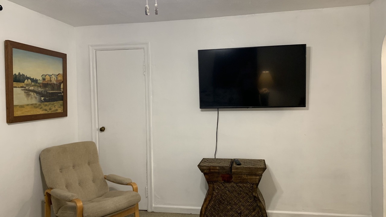 Photo of Bedroom in Cottage Line