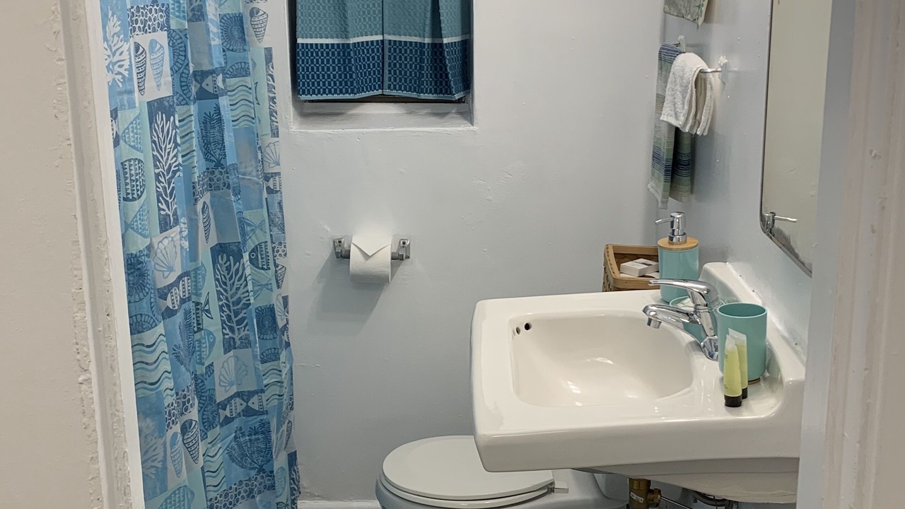 Photo of Others in Cottage Line